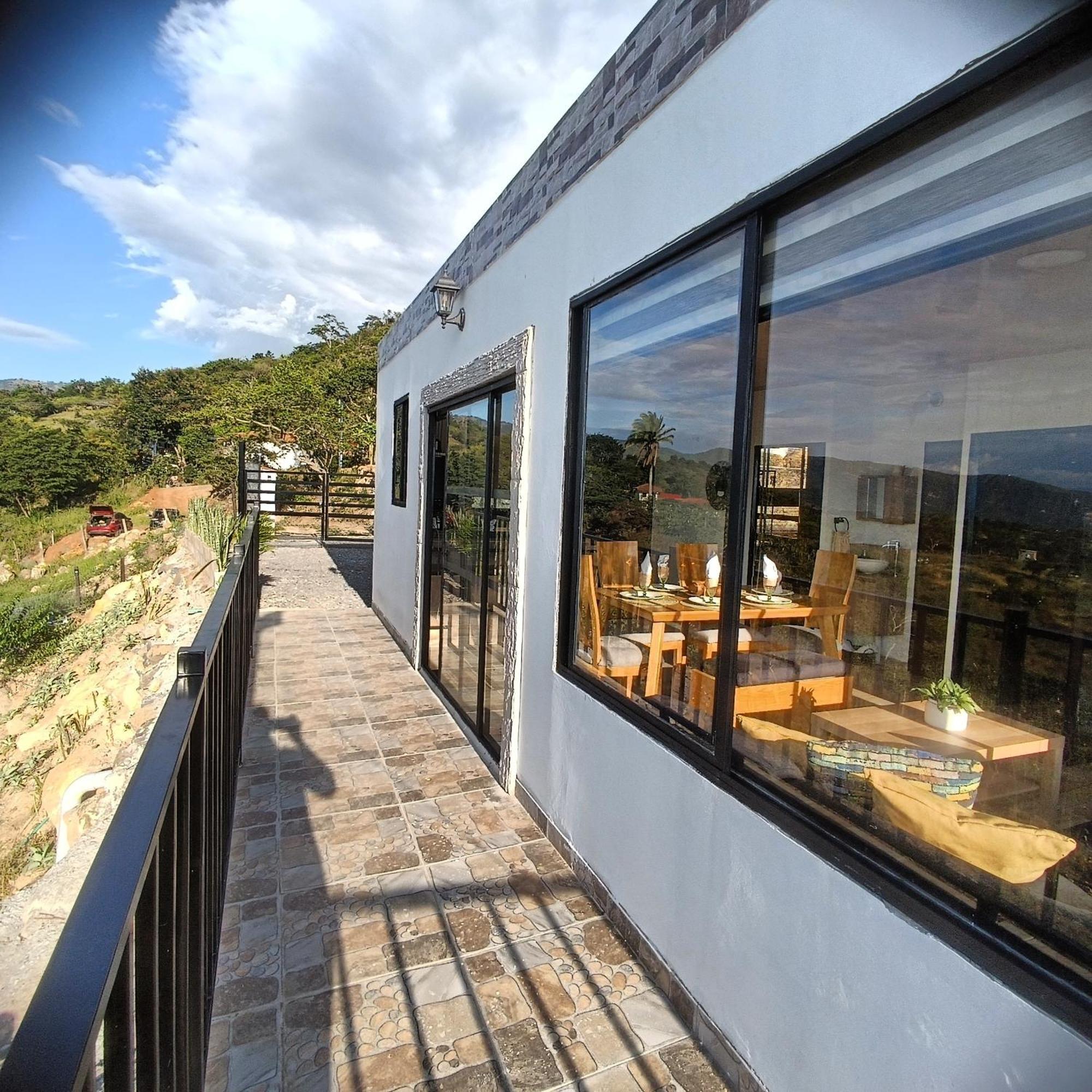 Cabana Susurros Del Cielo Barichara Exterior foto